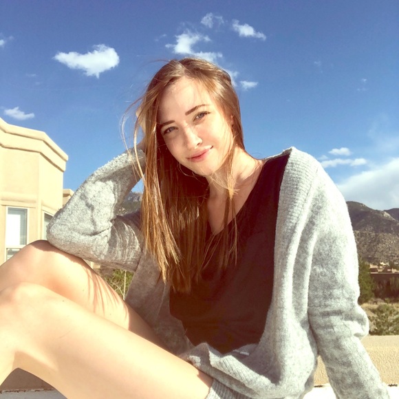 Meet the Posher - Picture 1 of 1